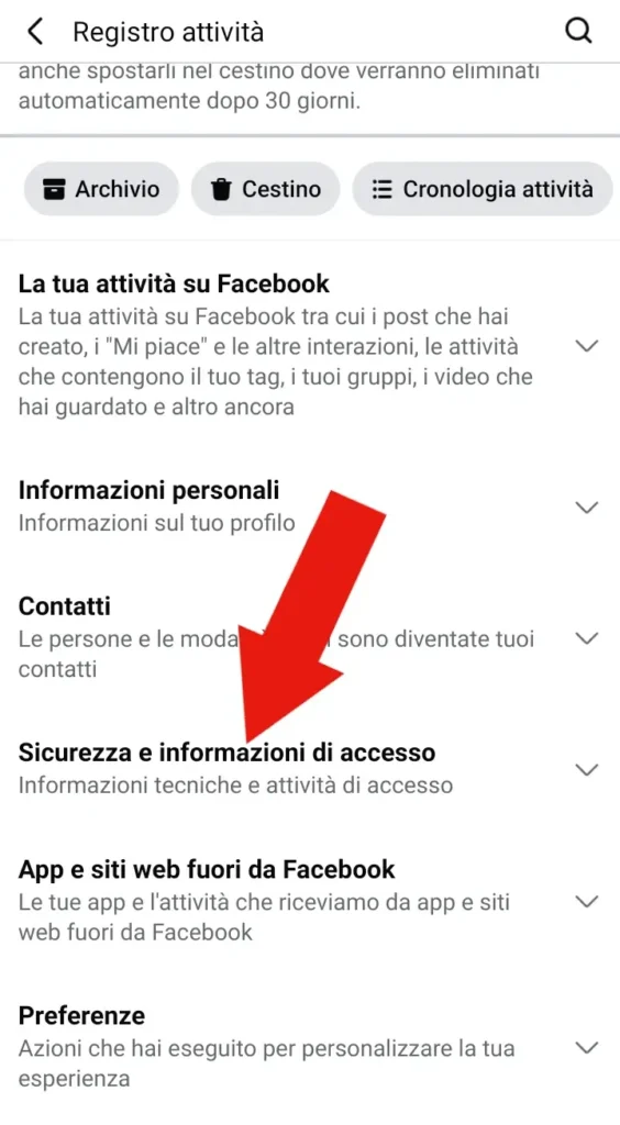 Screenshot delle voci presenti in registro attività. Una freccia indica la voce sicurezza e informazioni di accesso su cui cliccare.