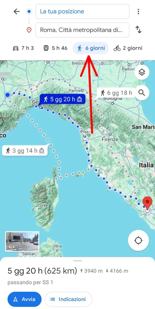 puoi usare il navigatore per andare a piedi e seguire un percorso